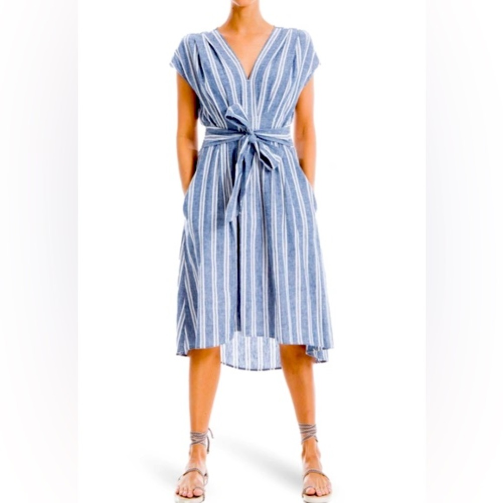 Max Studio V-Neck Waist Tie Dress